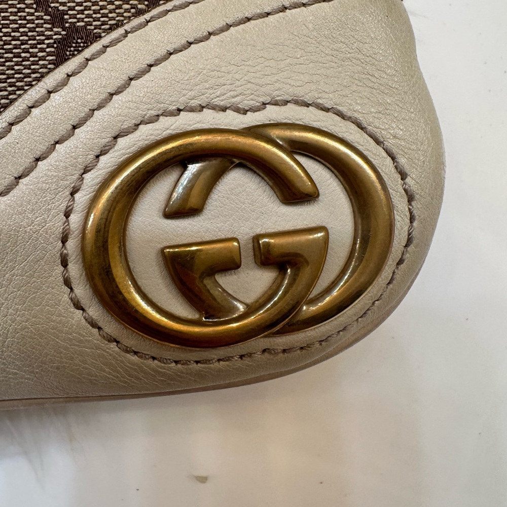 Authentic Gucci hobo bag - Picture 12 of 13